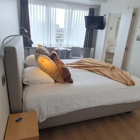 Du Bassin 호텔