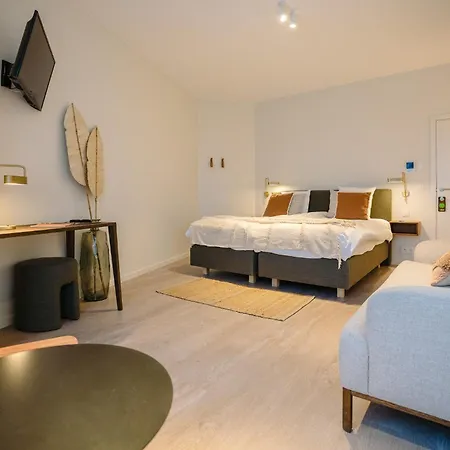 Du Bassin Hotel