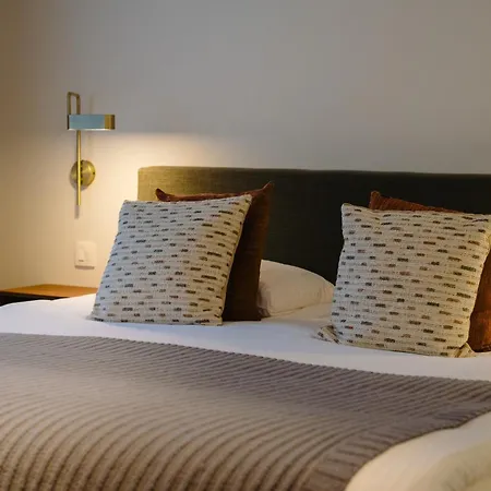 Du Bassin Hotel
