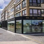 Du Bassin Hotel